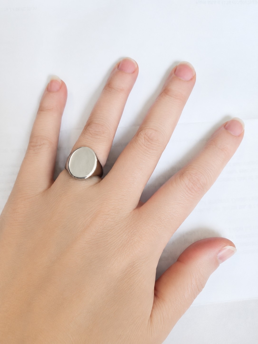 Signet Ring Set of 2 Rose Gold Silver Tone Minimalist Statement Ring Sizes 5-8.5 - Picture 3 of 6